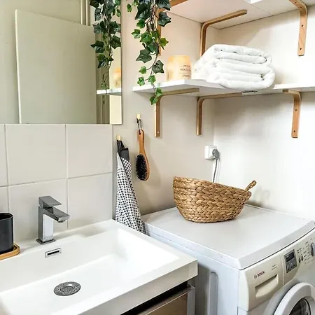 Chic Entre Histoire Et Modernite Apartment