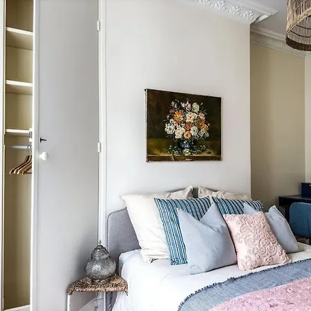 Chic Entre Histoire Et Modernite Paris